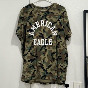 Men’s American Eagle Camo Graphic-Tee